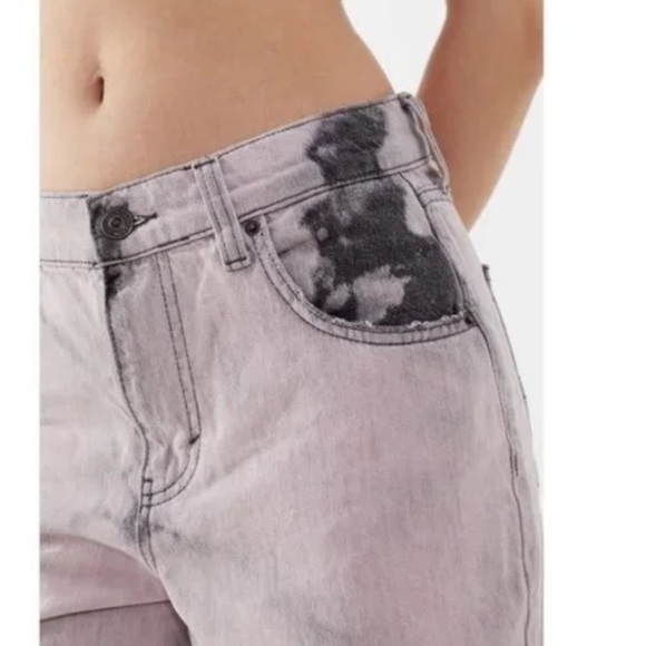 BDG 90’s Boyfriend Acid Wash Jeans Size 25 - Picture 4 of 15